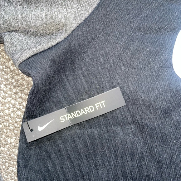 Nike Hoodie - Picture 3 of 4